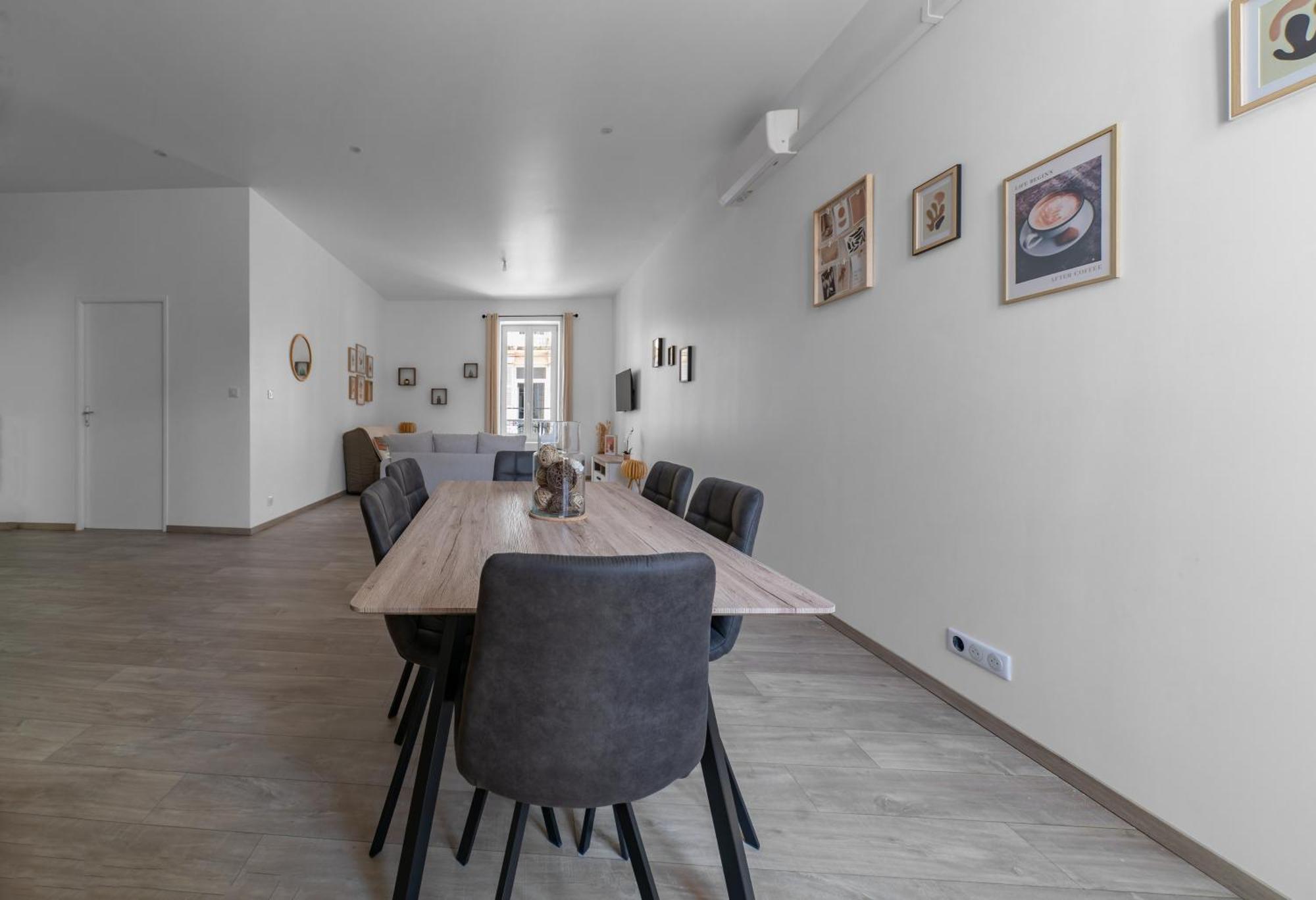 Le Ravy - Appartement Design, 2 Chambres, Centre Ville Vichy Eksteriør bilde