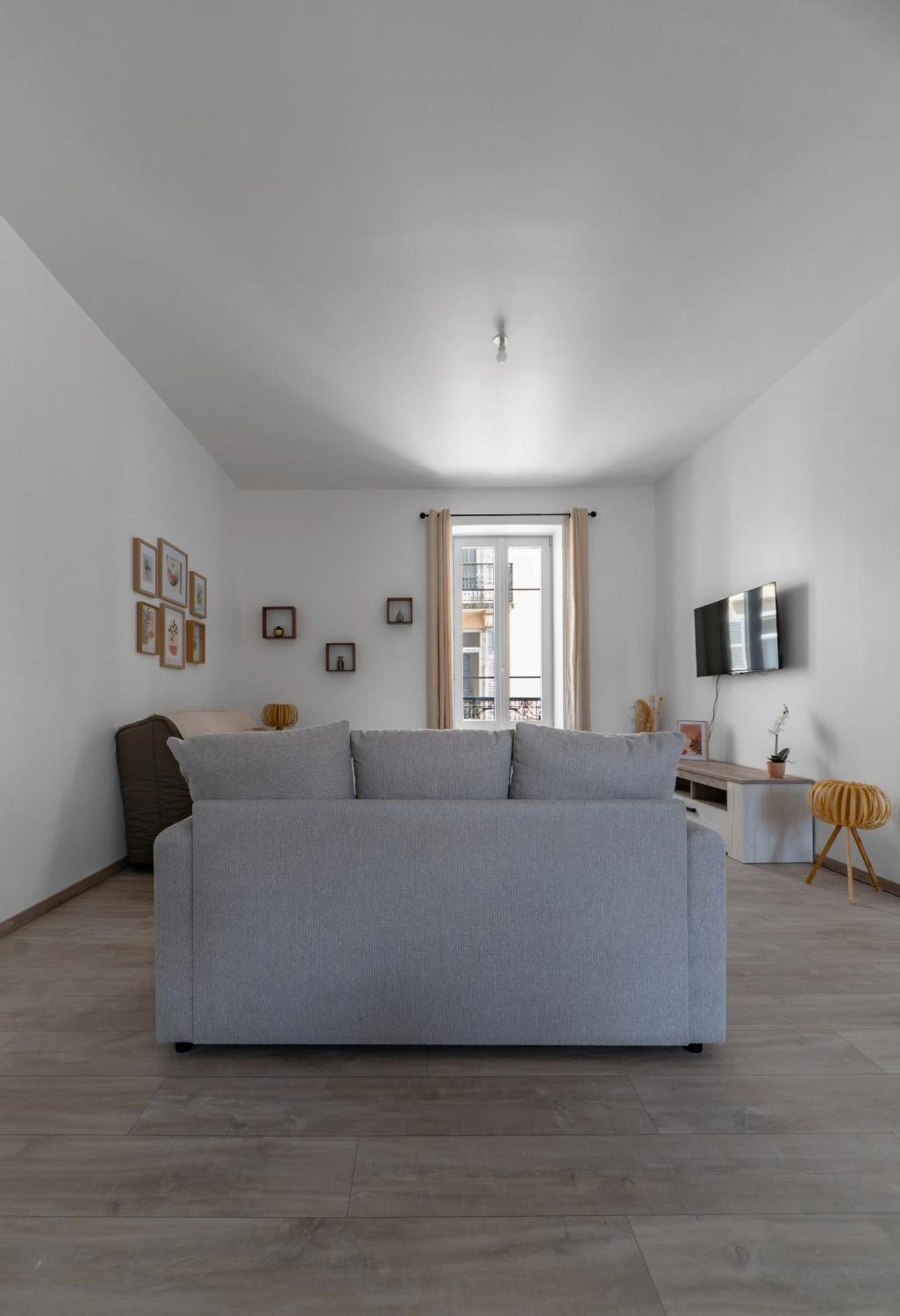 Le Ravy - Appartement Design, 2 Chambres, Centre Ville Vichy Eksteriør bilde
