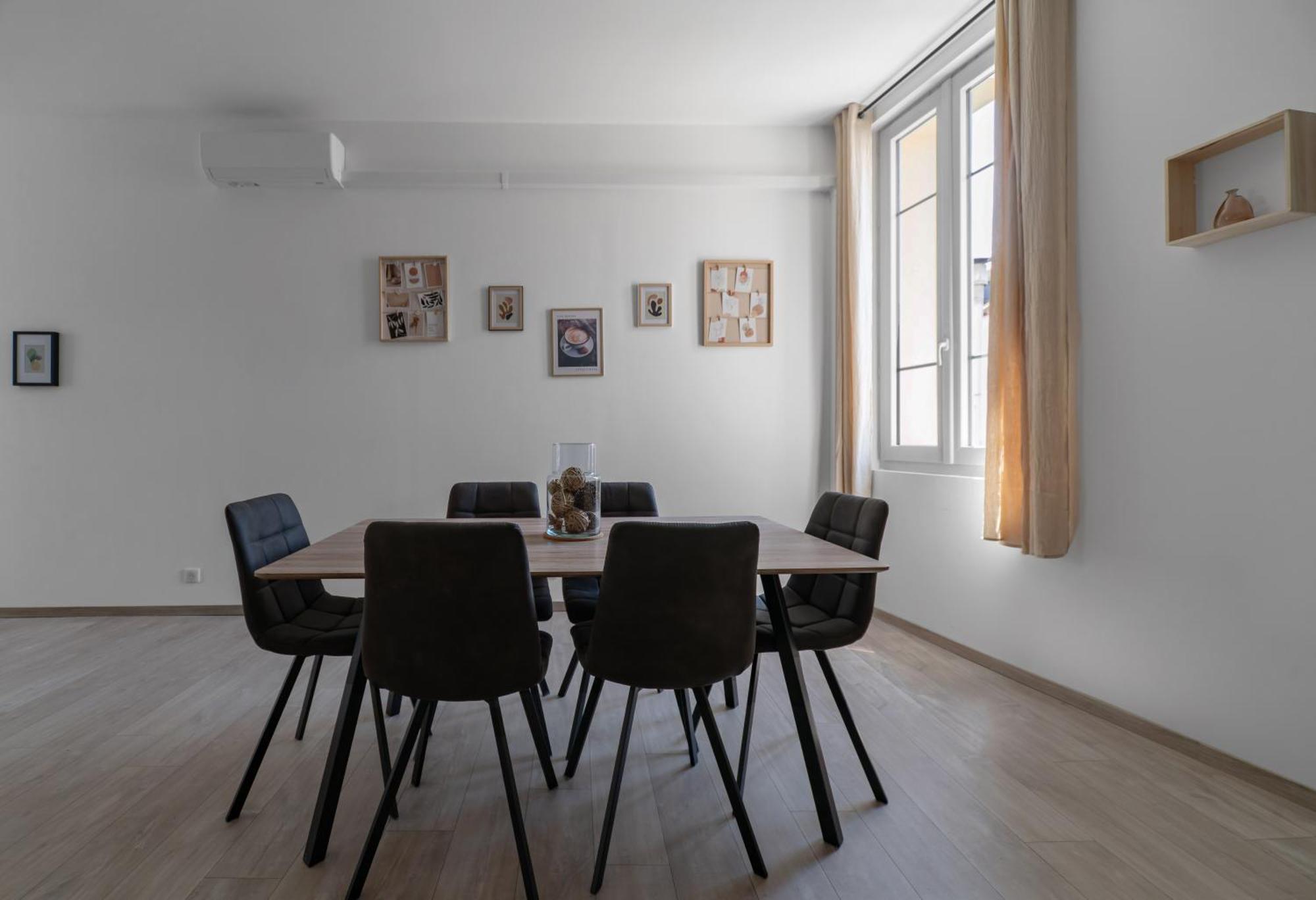 Le Ravy - Appartement Design, 2 Chambres, Centre Ville Vichy Eksteriør bilde